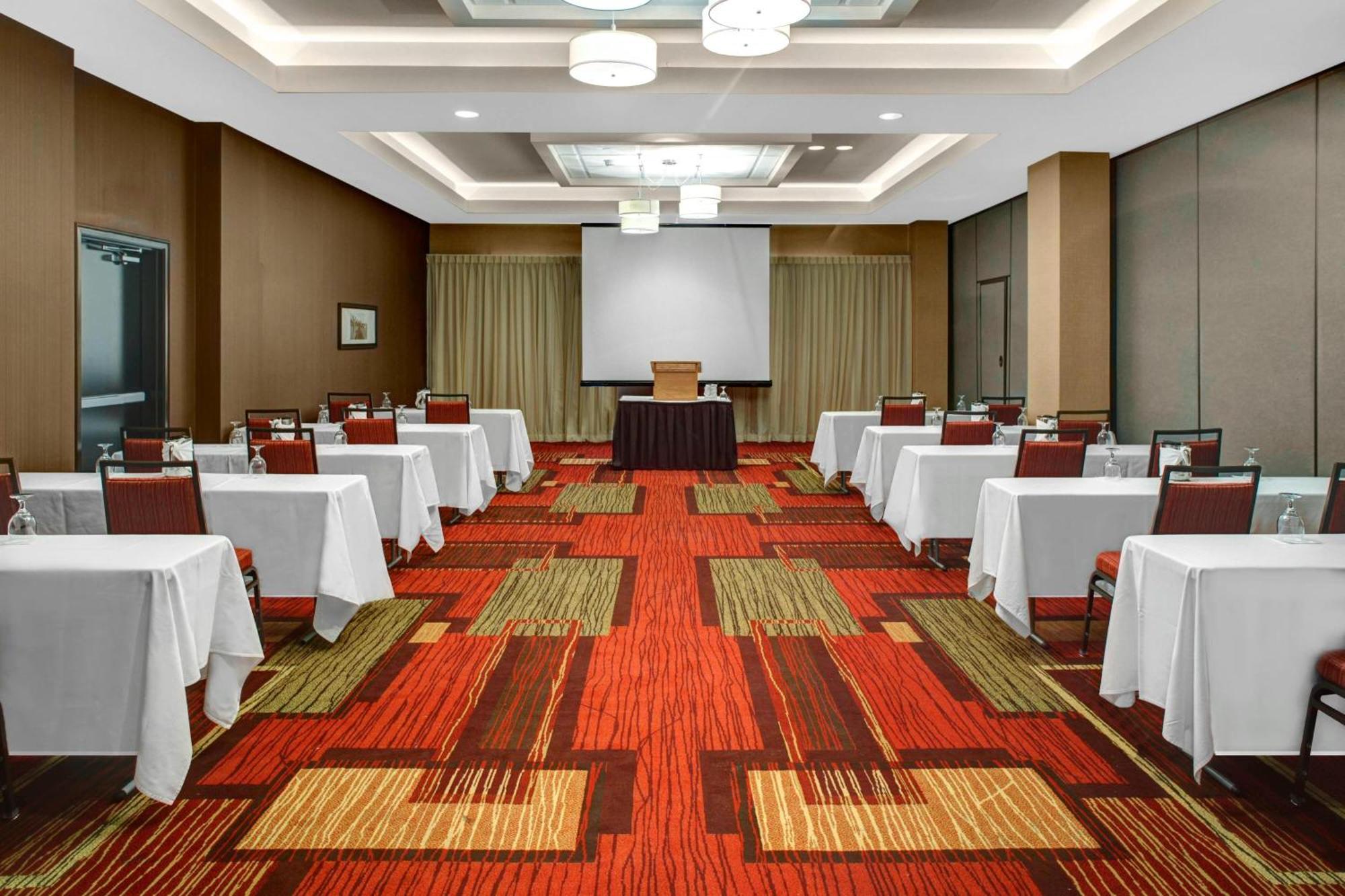 Courtyard By Marriott St. Cloud Hotel Saint Cloud Exterior photo